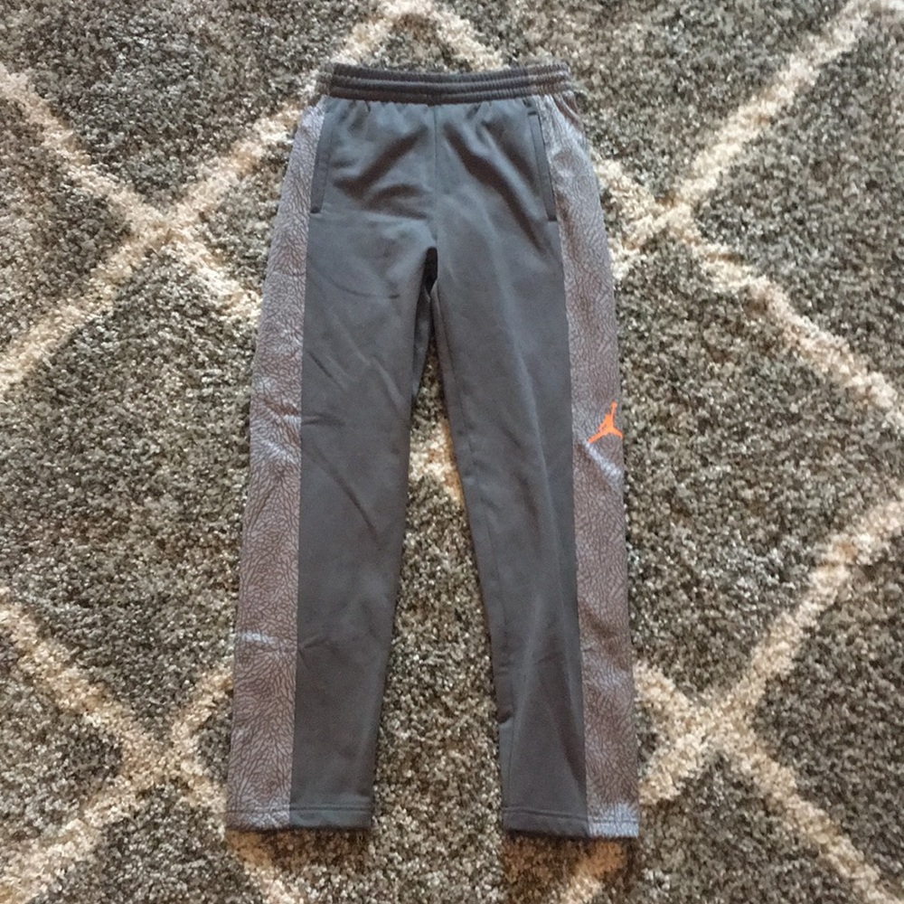 🧡🧡NEW LITTLE BOYS JORDAN LONG PANTS🧡🧡
